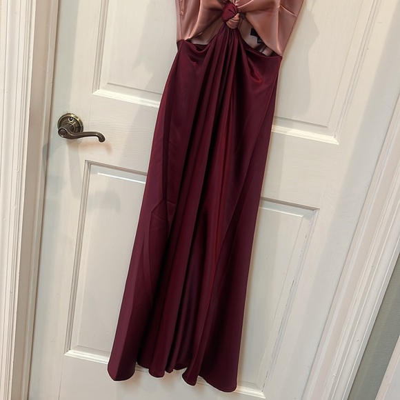 Brand: LuLus 
Size: XS
Color: pink and red - Picture 3 of 5